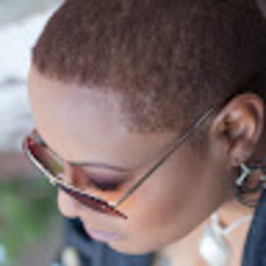 Meet your Posher, Leslie